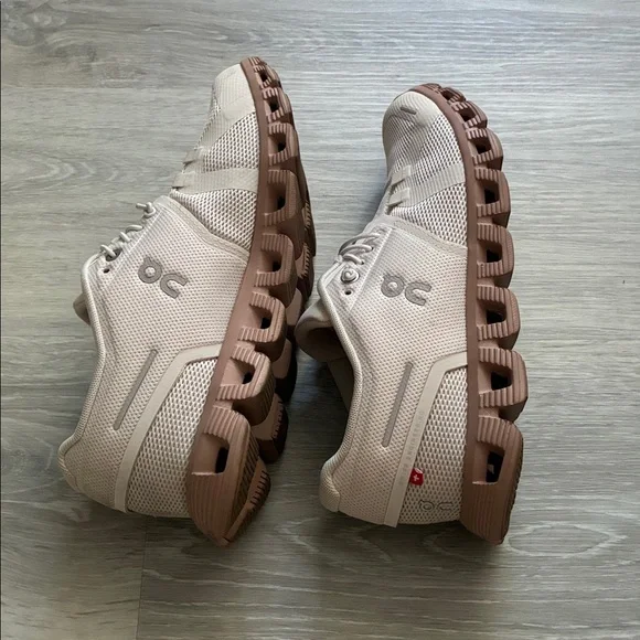 On Running Women’s Cloud 5 Sand Rosebrown EUR 38 US 7 - Picture 5 of 5